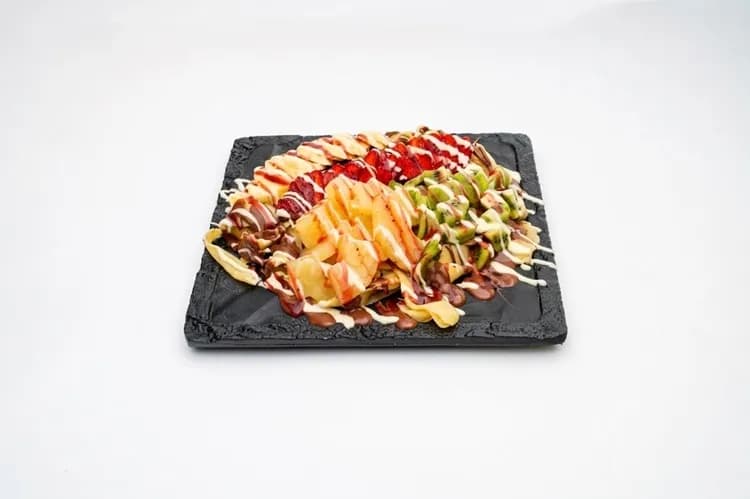 Fettuccine Crepe Mixed Fruit