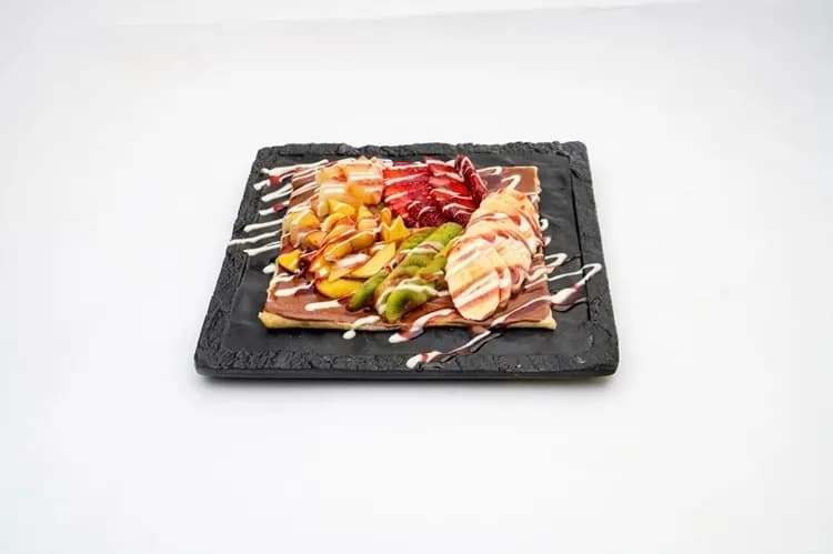 Mix Fruit Crepe