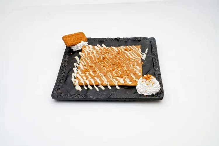 Lotus Crepe