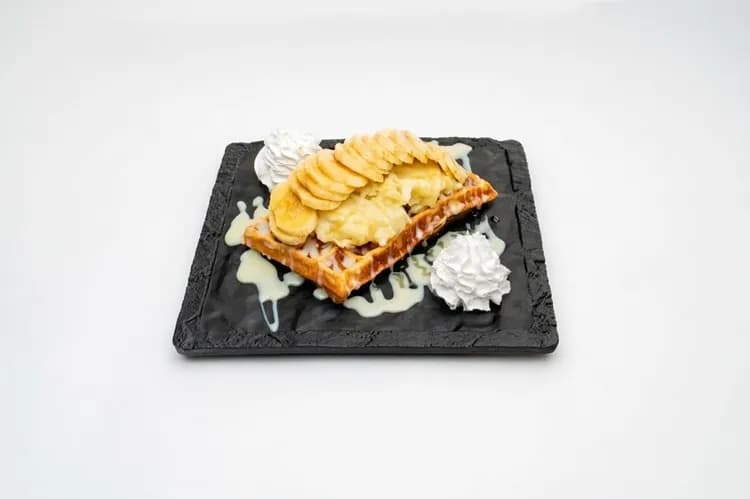 Creamy Banana Waffle
