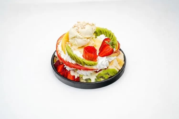 Vanilla Ice Cream Cream Fruit Salad