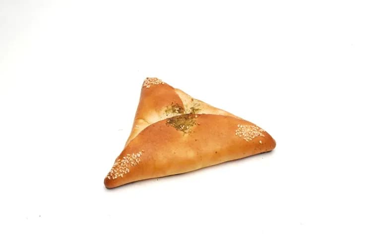Thyme With Mozzarella Manoucheh