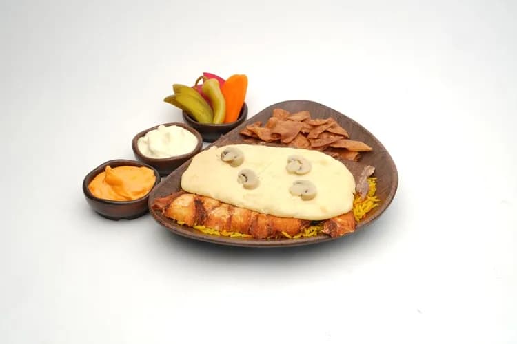 Shawerma Fatteh Mix With Mozzarella ,Mushroom