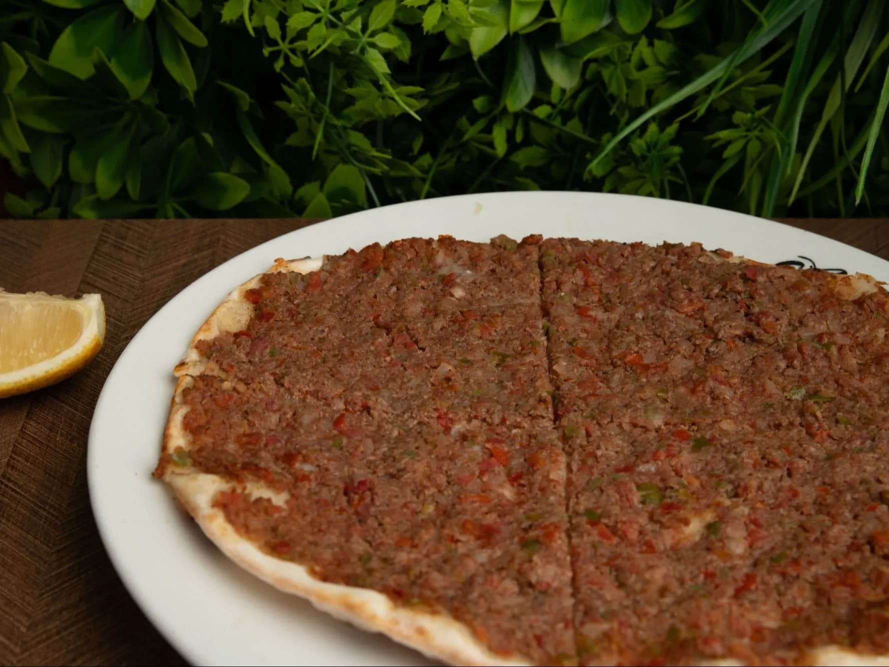 لحم بعجين