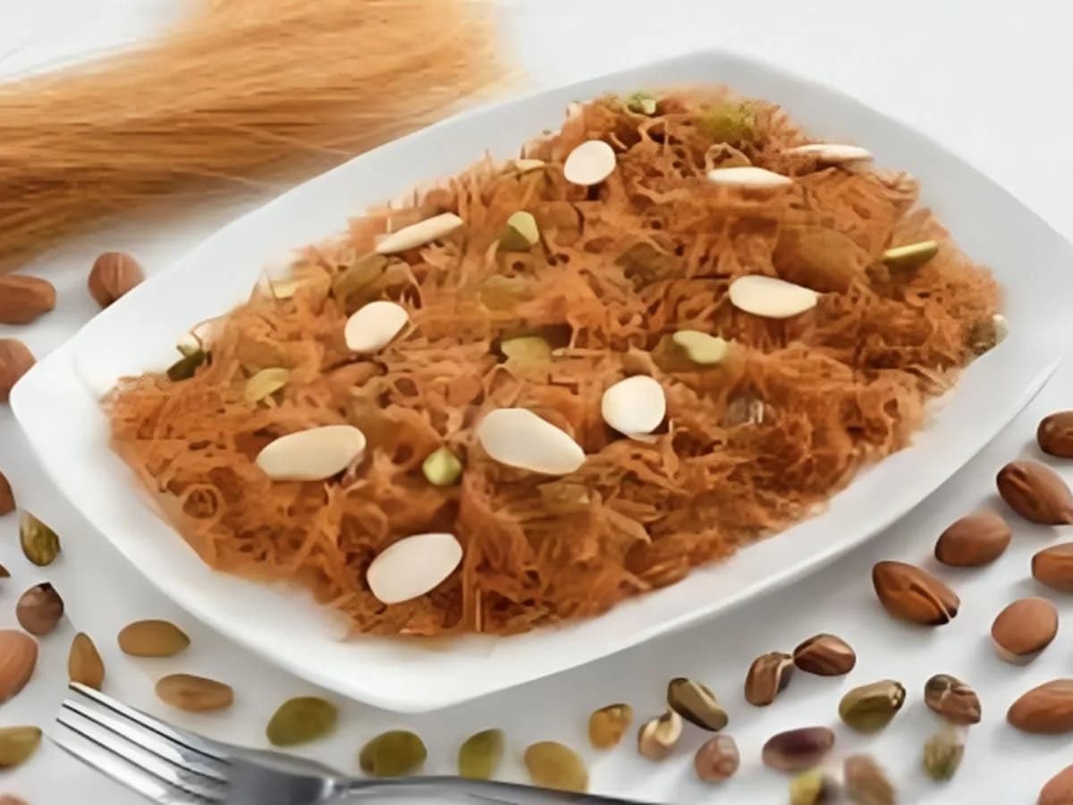 Vermicelli with nuts