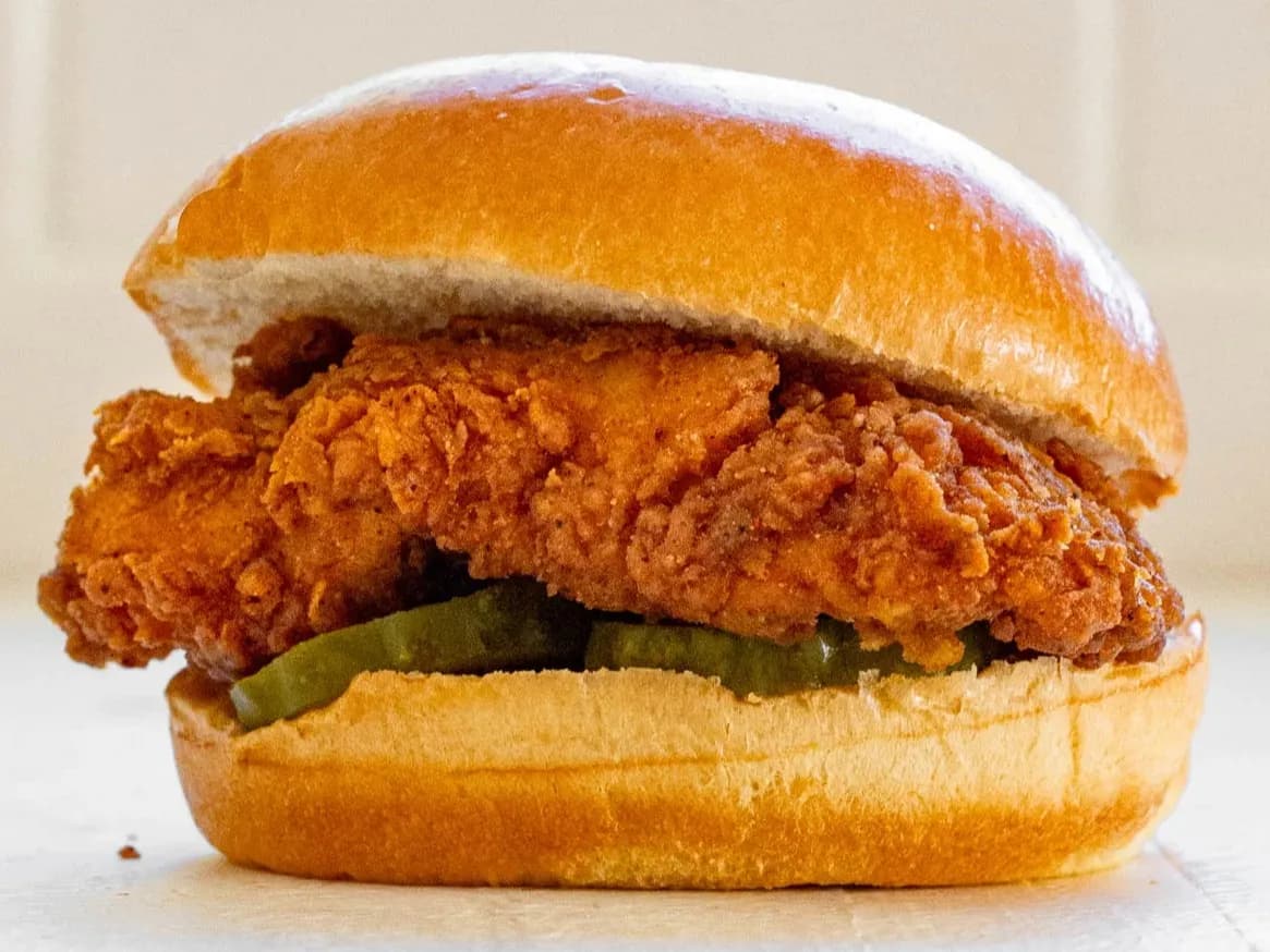 ساندوتش استربس حار