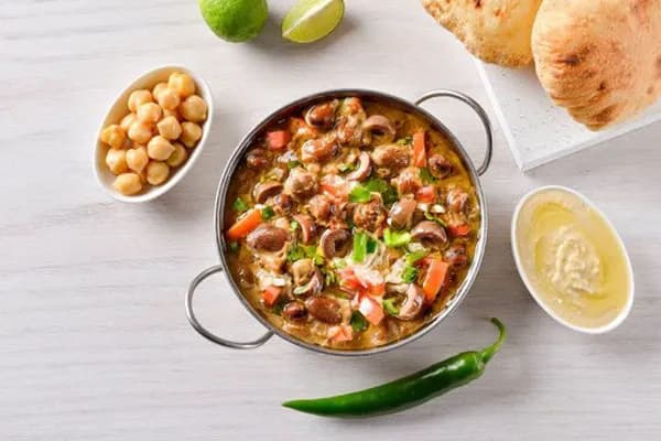 علبة فول إسكندرانى