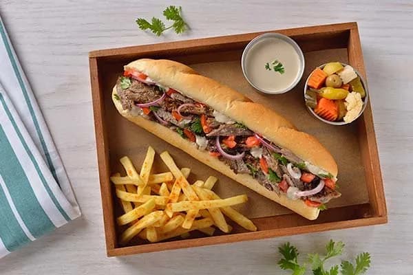 ساندوتش شاورما لحم