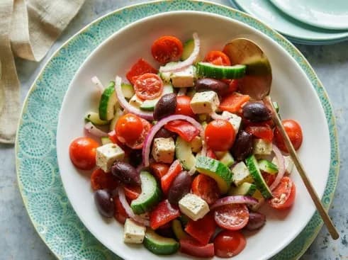 سلطة يونانية