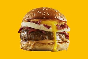 ساندوتش برجر بالبيض والبسطرمة