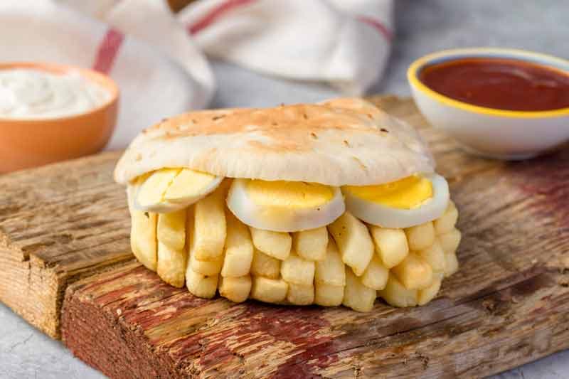 ساندوتش بطاطس بالبيض