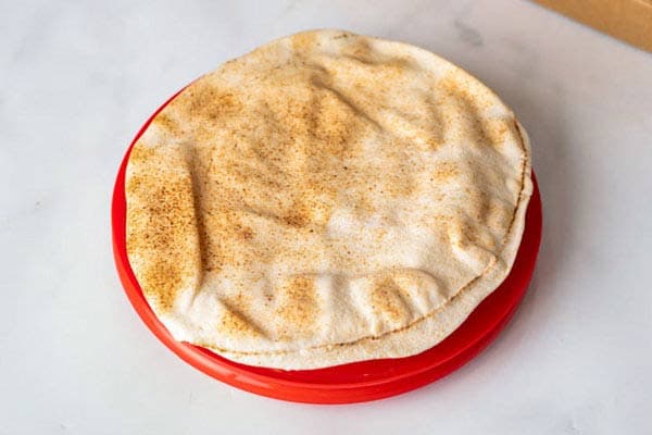 رغيف شامي وسط